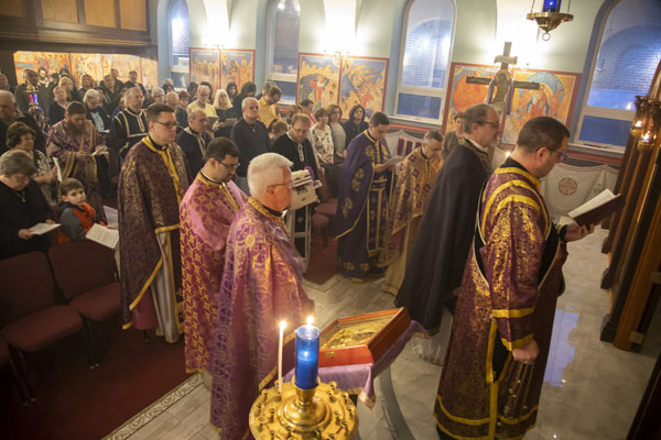 Scene from St. 
Lukes Hosts Combined Pre-sanctified Liturgy.